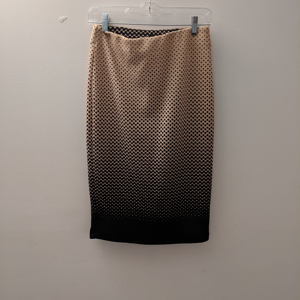 Black and tan skirt